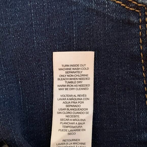 NWT Chico's Platinum Flare 25 inch Crop Jean Fenton Indigo Chico's Size … - Picture 13 of 13